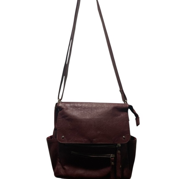 Chic Burgundy Crossbody Bag - Picture 1 of 7